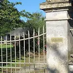 Domaine Du Lieu Des Brocs Bed & Breakfast Brucourt