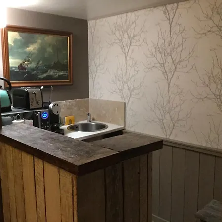 ベッド・アンド・ブレックファスト Domaine Du Lieu Des Brocs - Country Club Brucourt