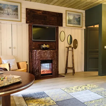 Domaine Du Lieu Des Brocs Bed & Breakfast 3*