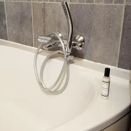 ベッド・アンド・ブレックファスト Domaine Du Lieu Des Brocs - Country Club 3*