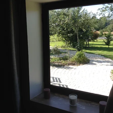 Domaine Du Lieu Des Brocs Bed & Breakfast Brucourt