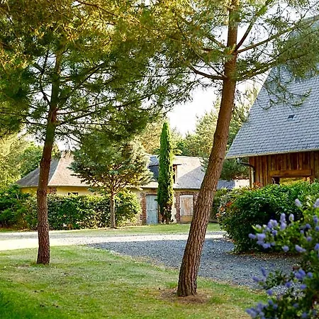 Domaine Du Lieu Des Brocs - Country Club Couette-café Brucourt