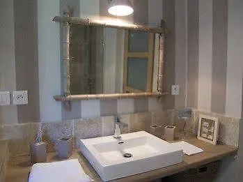 ベッド・アンド・ブレックファスト Domaine Du Lieu Des Brocs - Country Club Brucourt