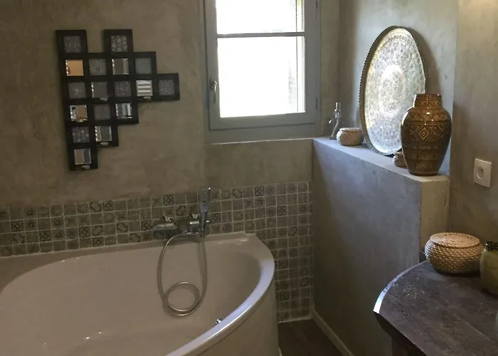 Bed & Breakfast Domaine Du Lieu Des Brocs 3*