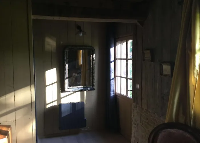 Domaine Du Lieu Des Brocs 3* Brucourt