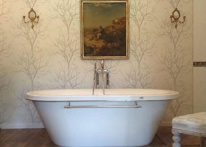 Domaine Du Lieu Des Brocs Brucourt